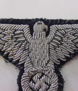 SS OFFICER SLEEVE EAGLE UNIFORM REMOVED
