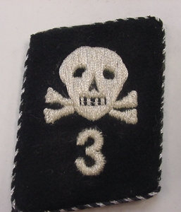SS TOTENKOPFVERBANDE COLLAR TABS TOTENKOPF INSIGNIA