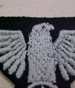 SS ENLISTED SLEEVE EAGLE TUNIC REMOVED